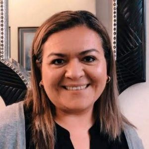 Meet your Posher, Delmy xiomara